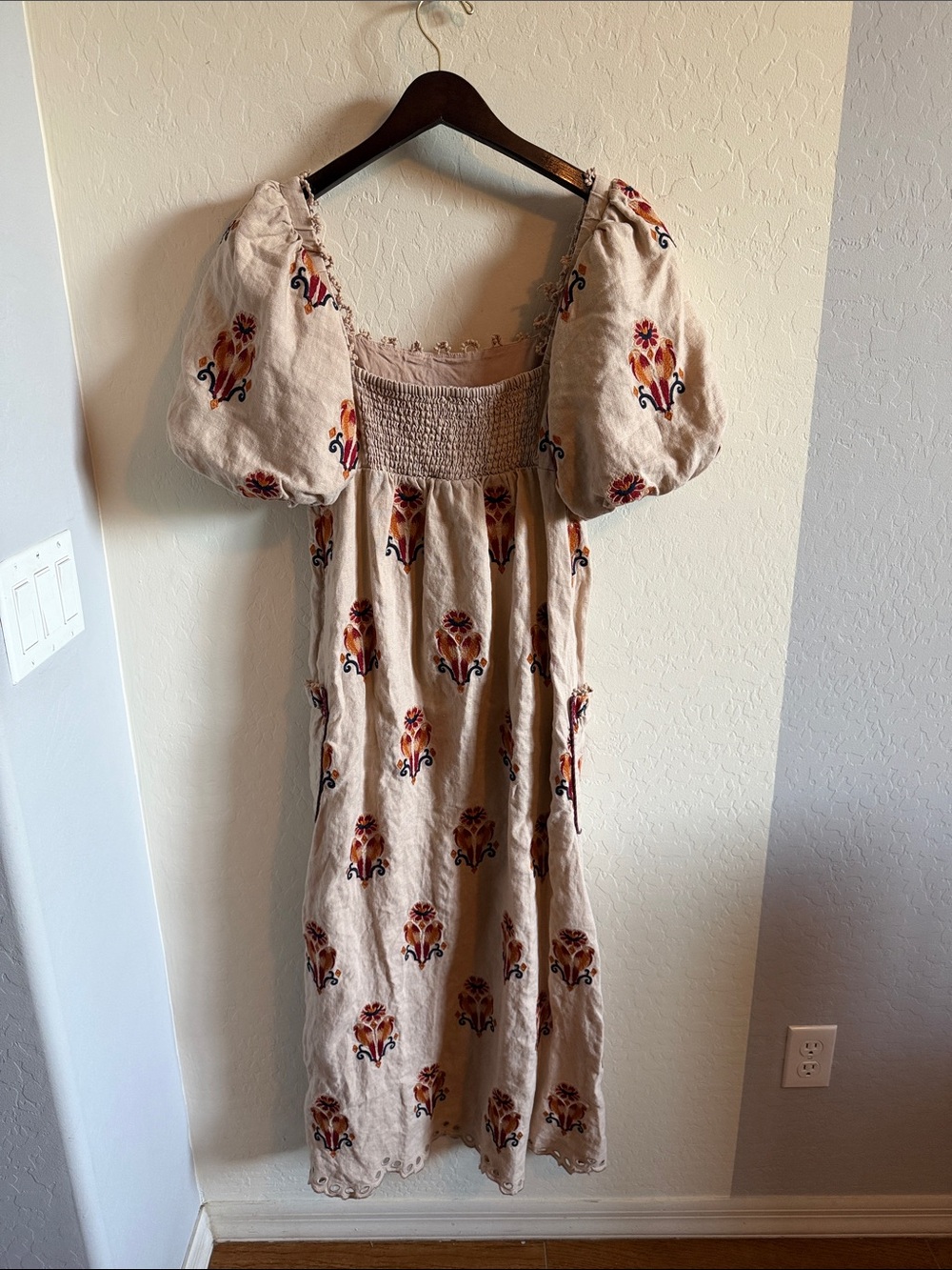FARM Rio Puff Sleeve Linen Macaw Dress- size Small - Picture 6 of 9